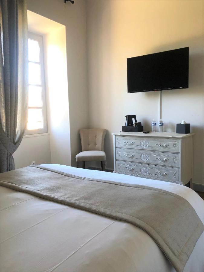 Domaine De Monplaisir Bed & Breakfast Caylus Luaran gambar