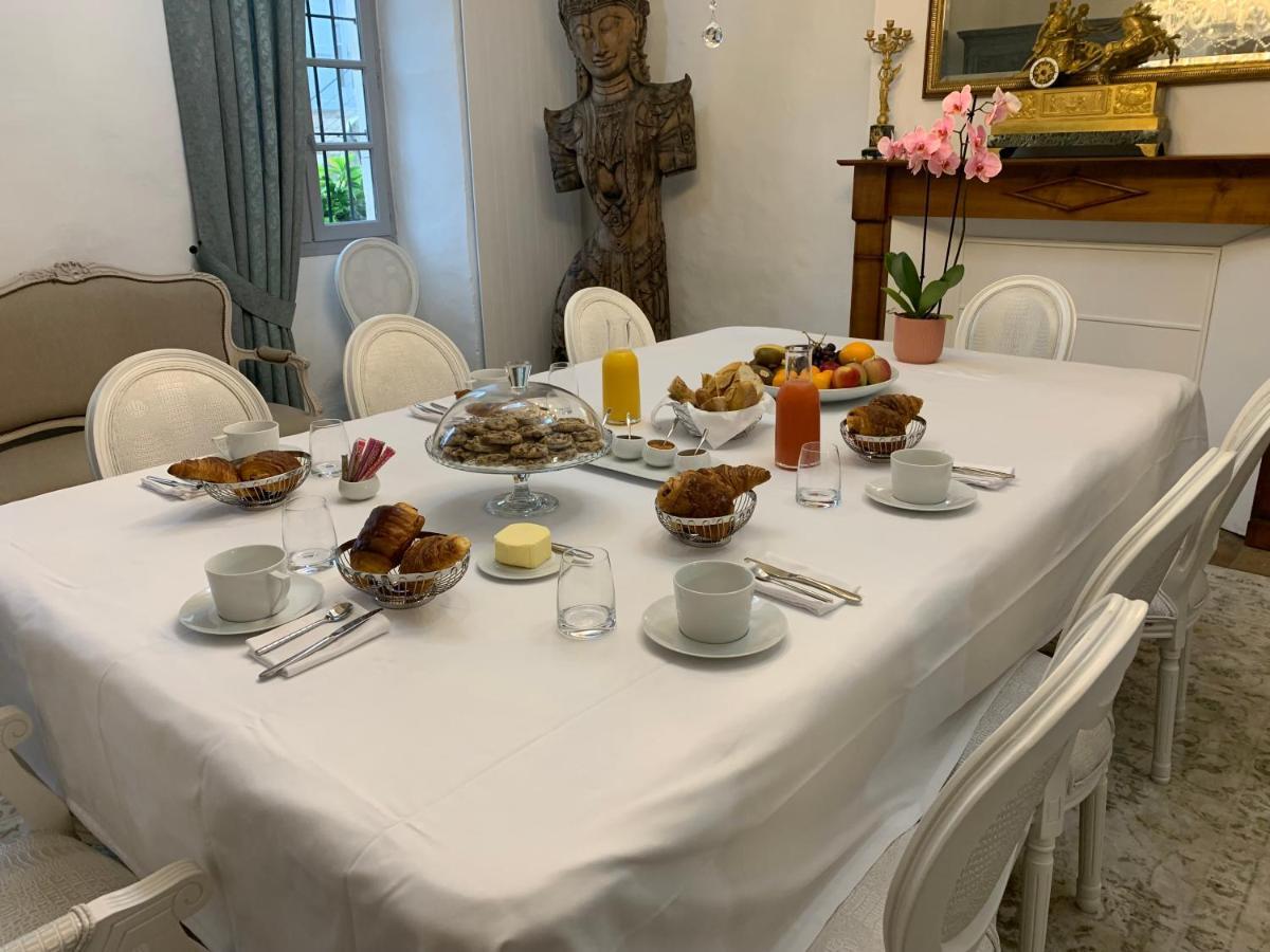 Domaine De Monplaisir Bed & Breakfast Caylus Luaran gambar