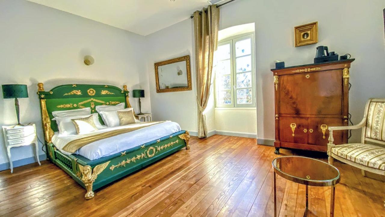 Domaine De Monplaisir Bed & Breakfast Caylus Luaran gambar
