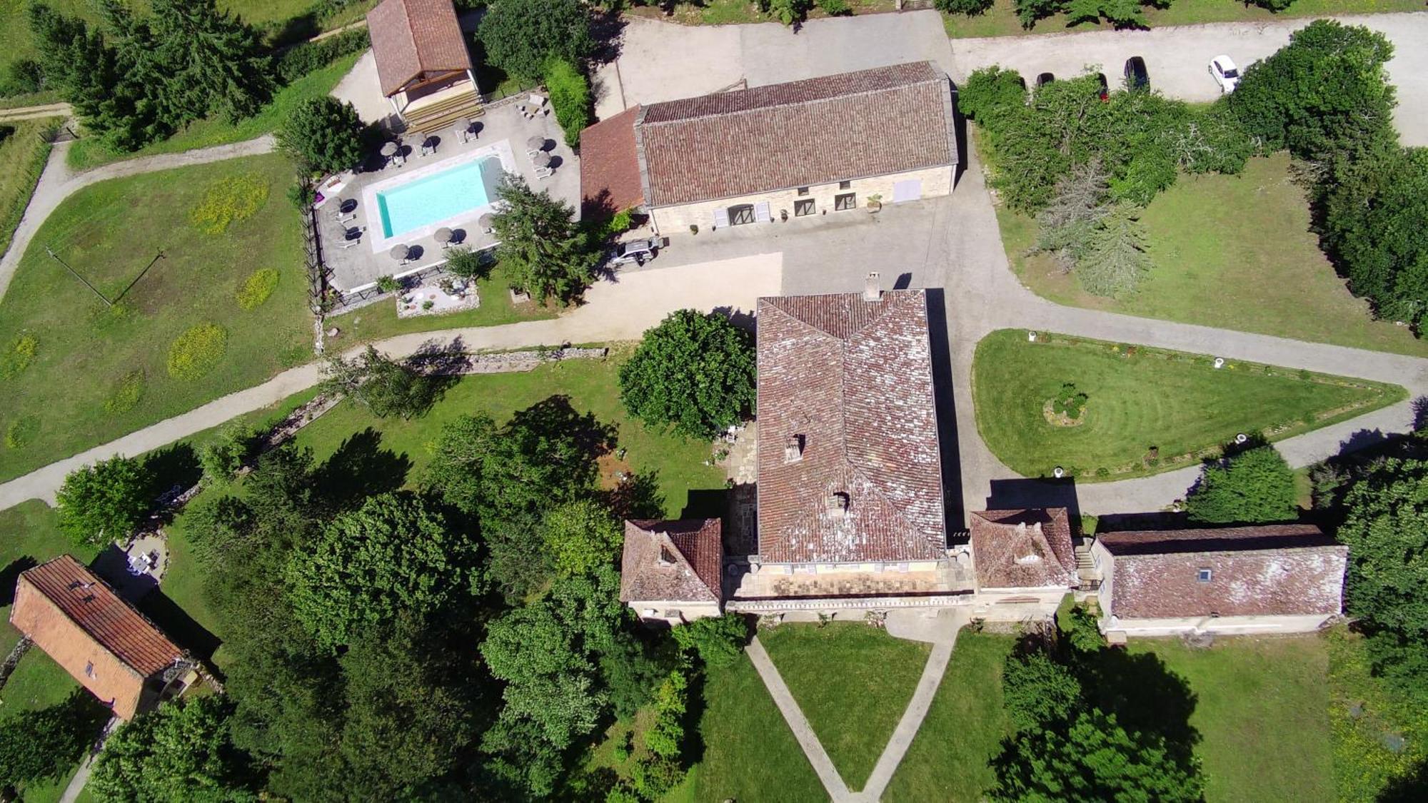 Domaine De Monplaisir Bed & Breakfast Caylus Luaran gambar